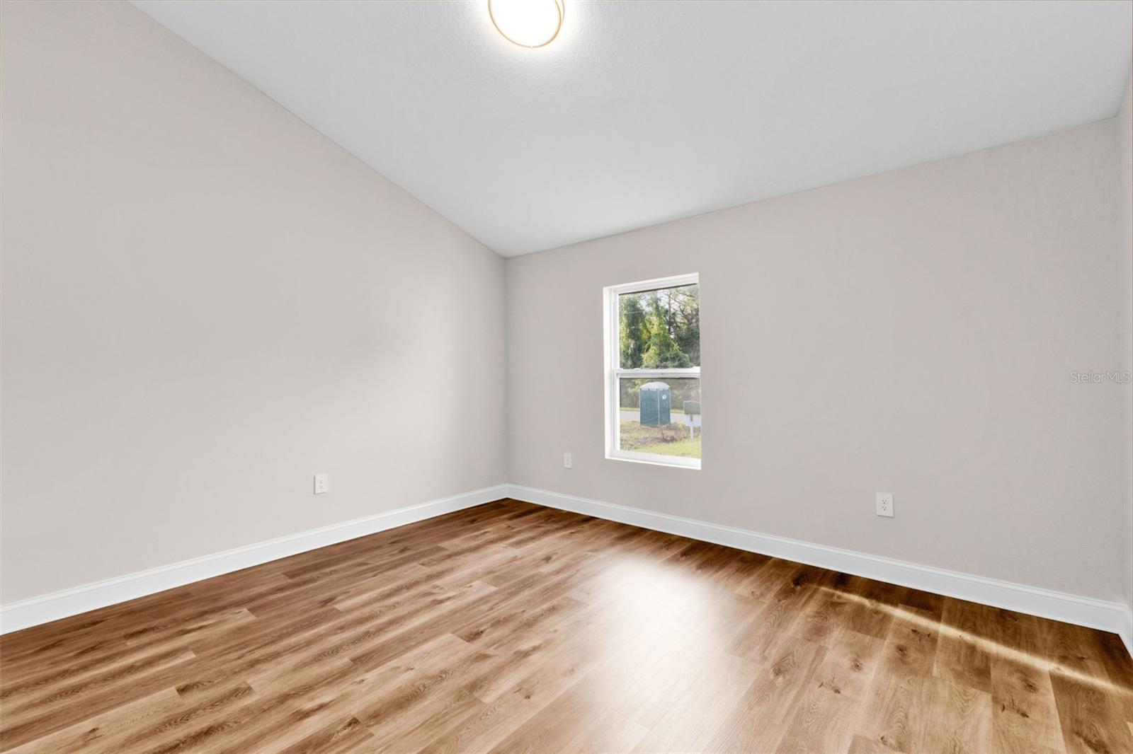 Image 34 of 48 For 3642 Laredo Avenue