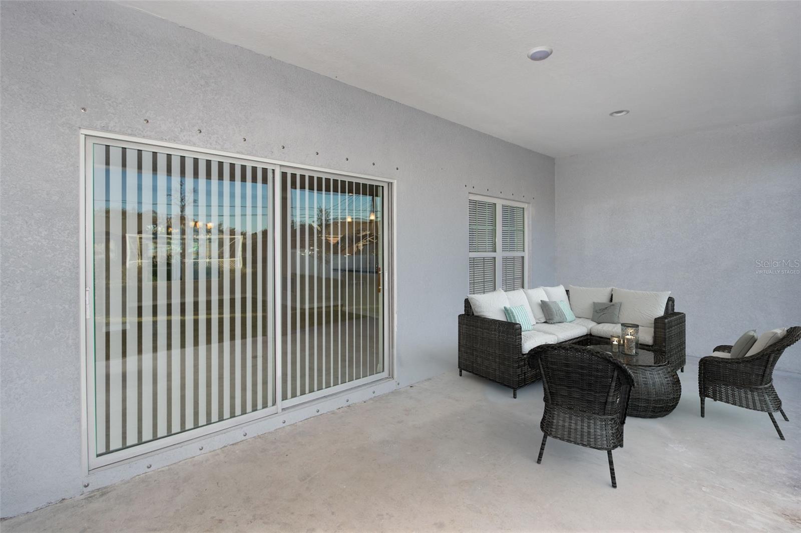 Image 14 of 16 For 719 Haleybury Street