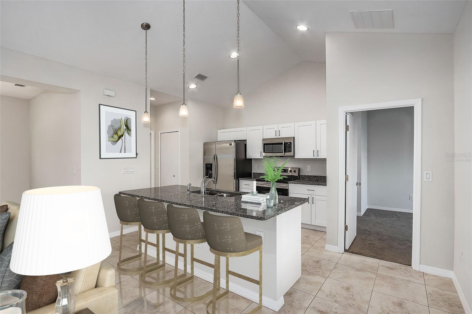 Image 3 of 16 For 719 Haleybury Street