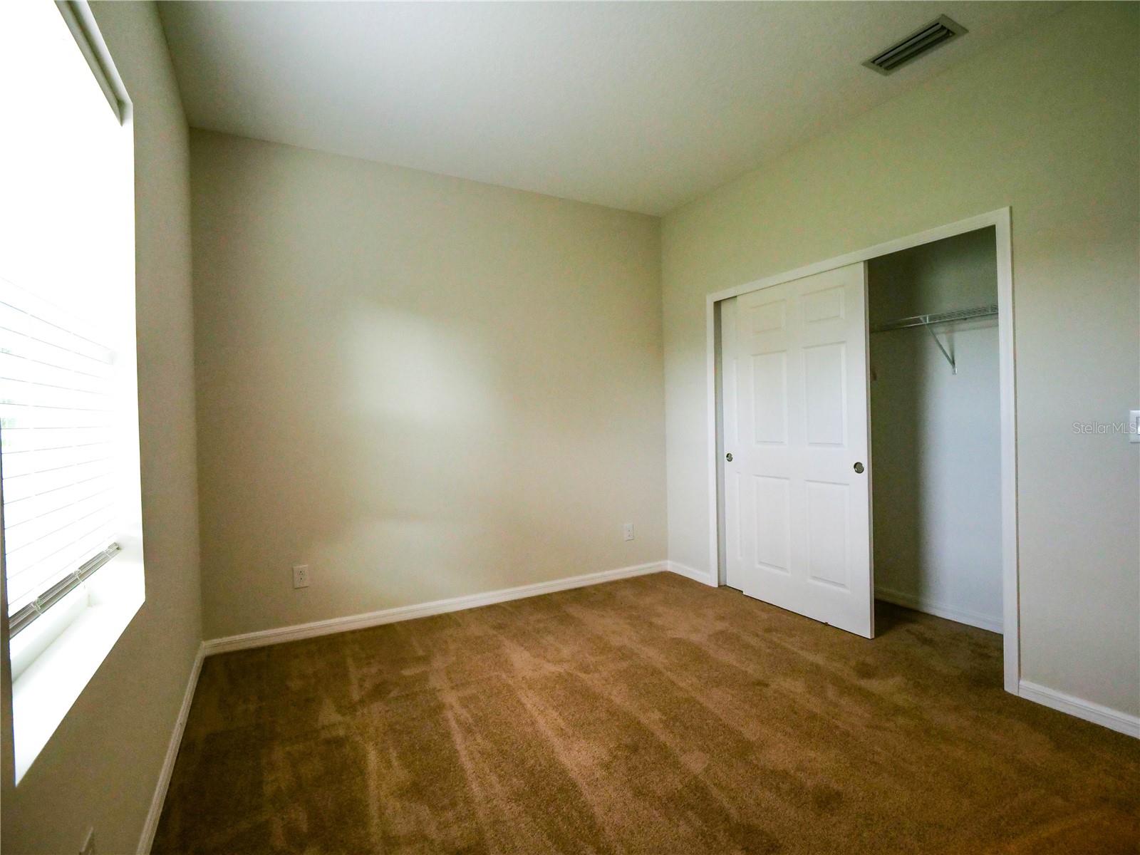 Image 6 of 16 For 719 Haleybury Street