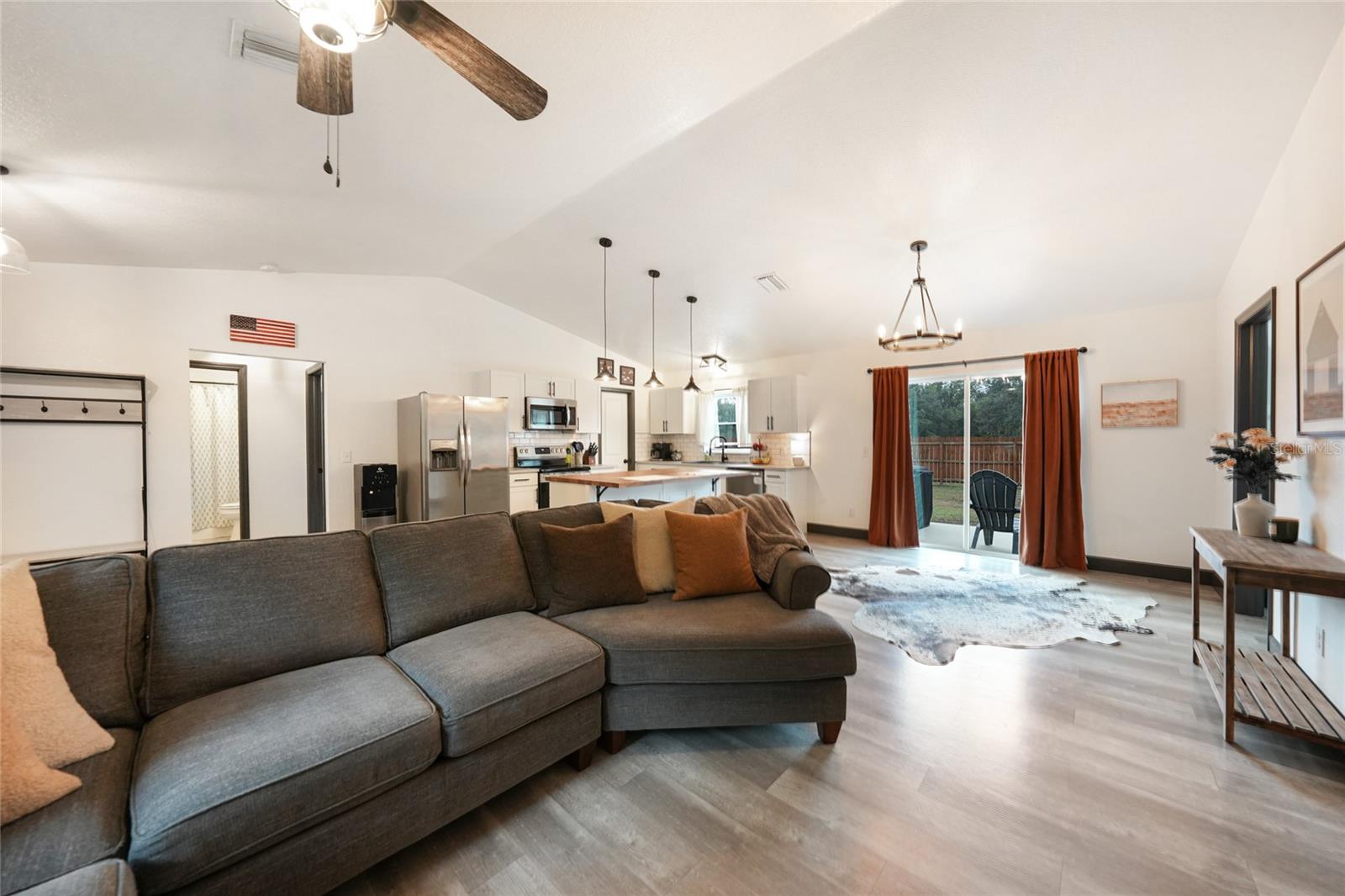 Image 10 of 45 For 2973 Brownville Street