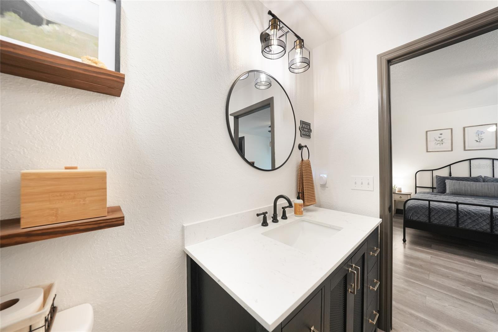 Image 18 of 45 For 2973 Brownville Street