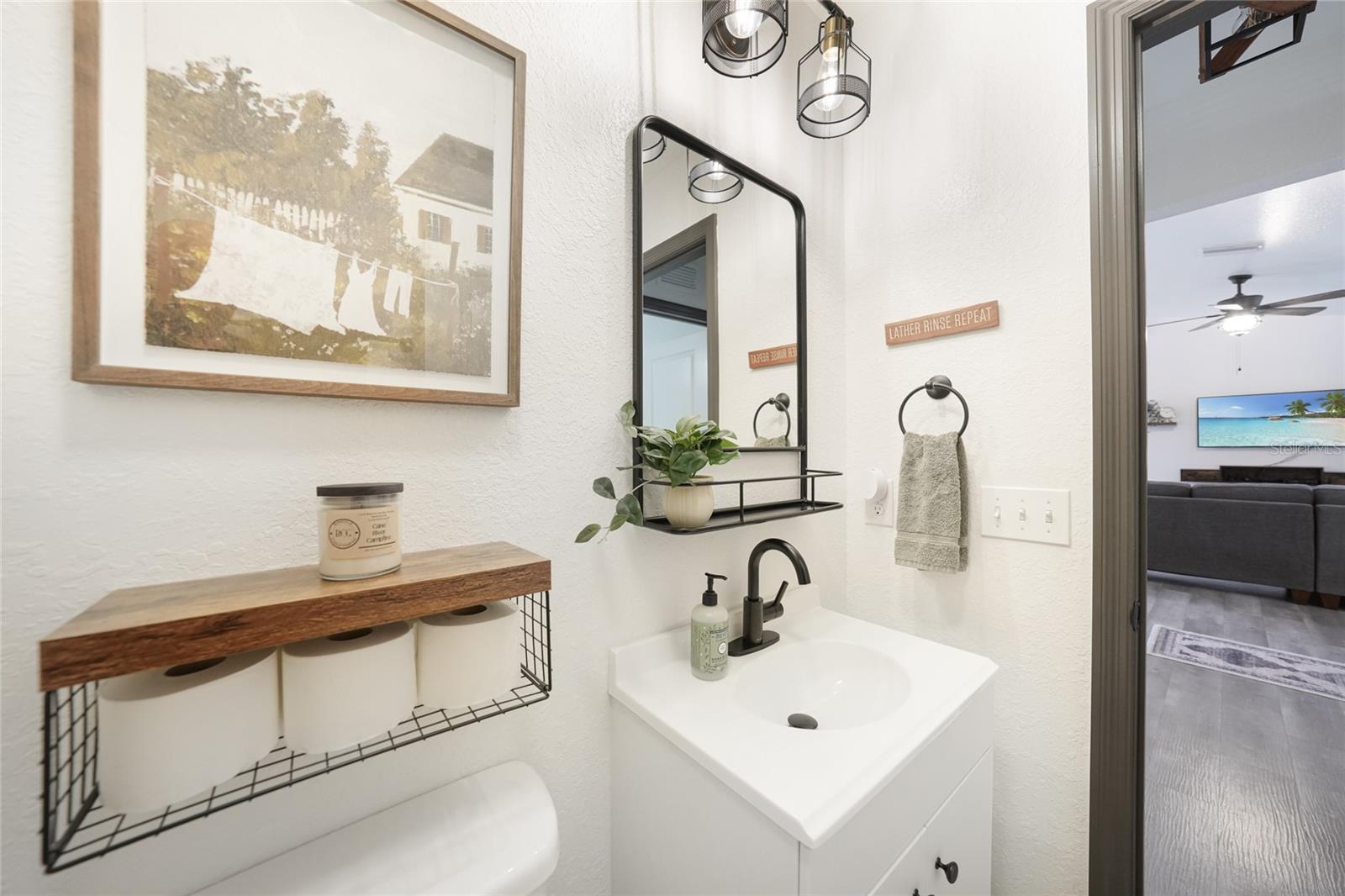 Image 24 of 45 For 2973 Brownville Street