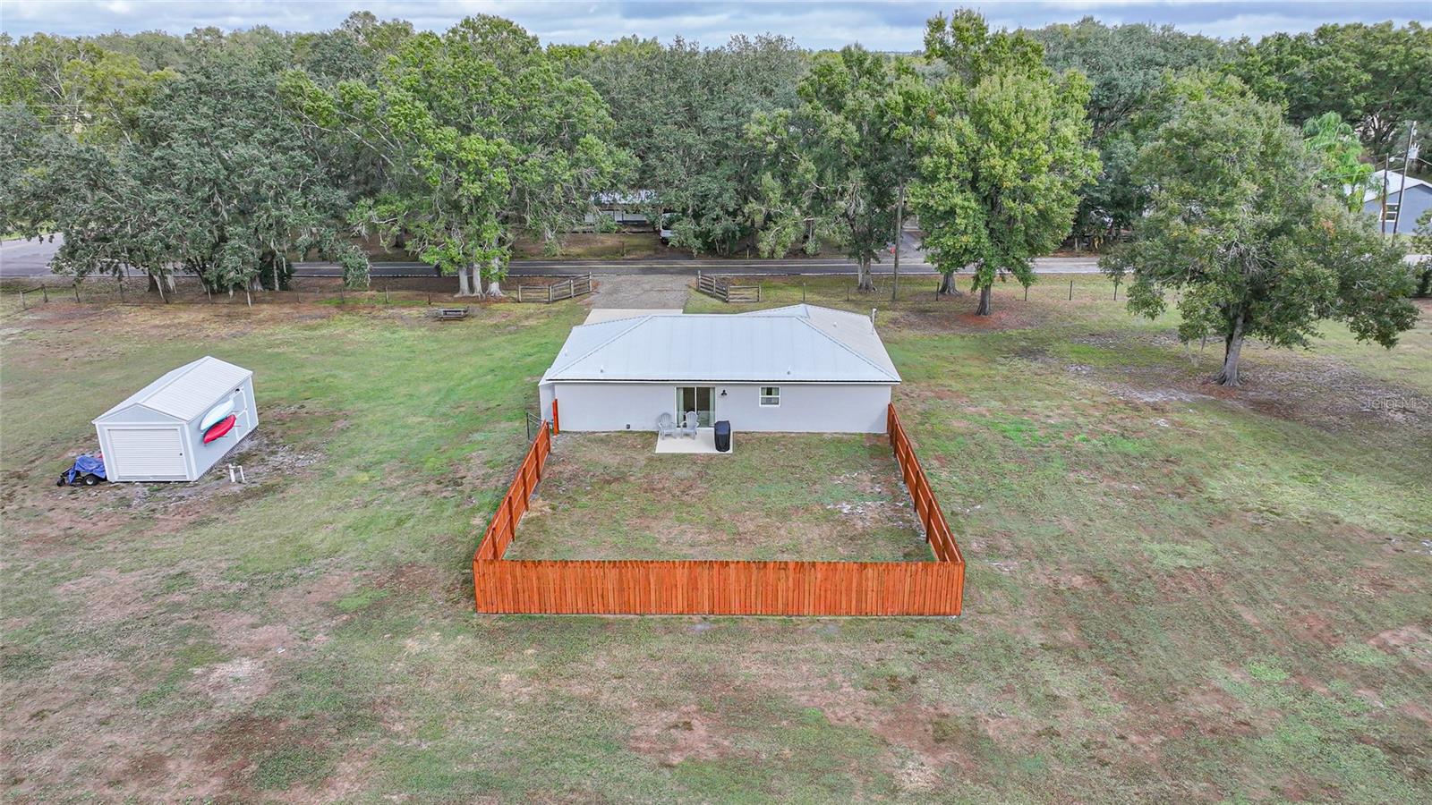 Image 36 of 45 For 2973 Brownville Street