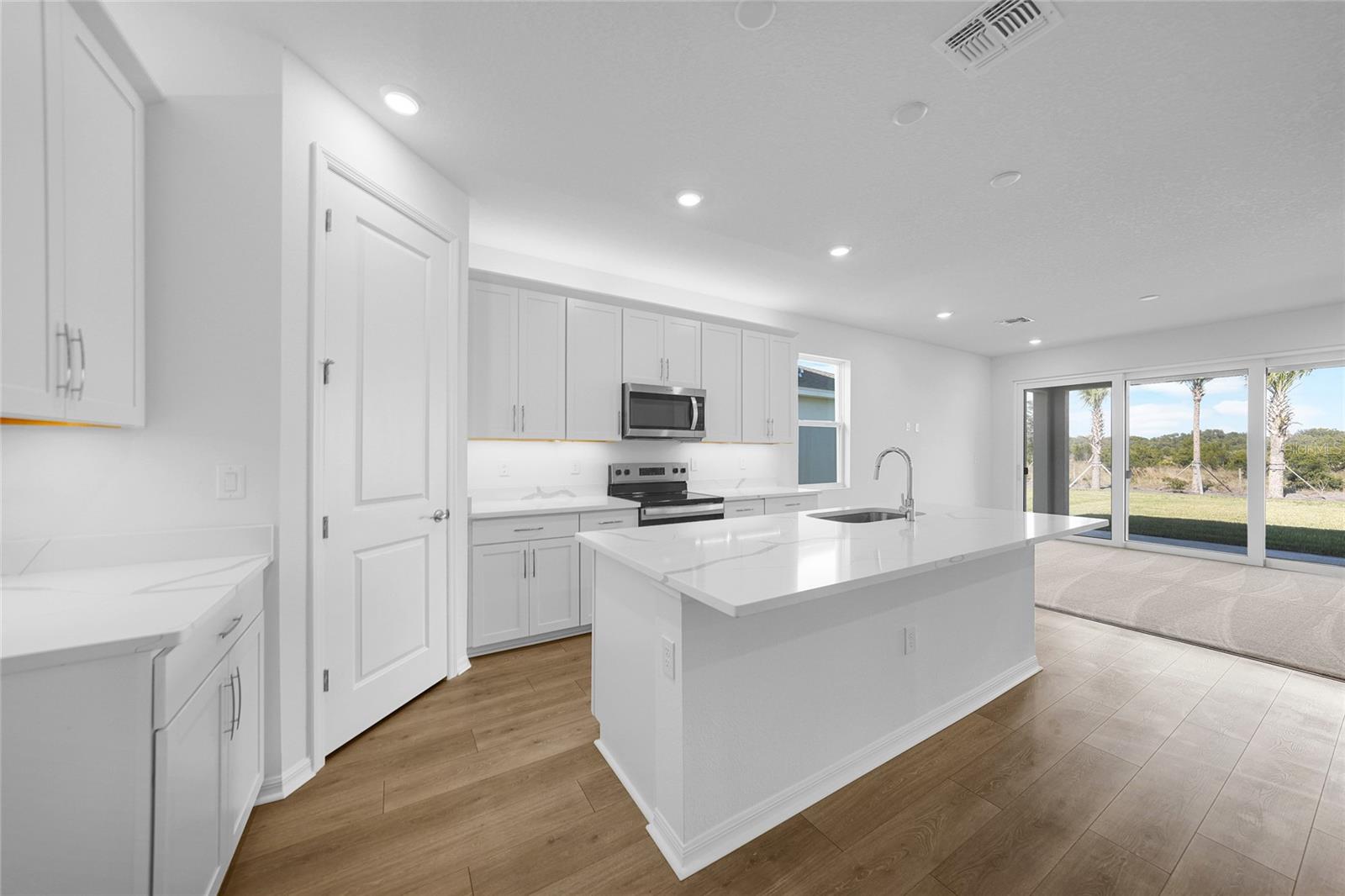 Image 15 of 32 For 13470 Turnleaf Boulevard