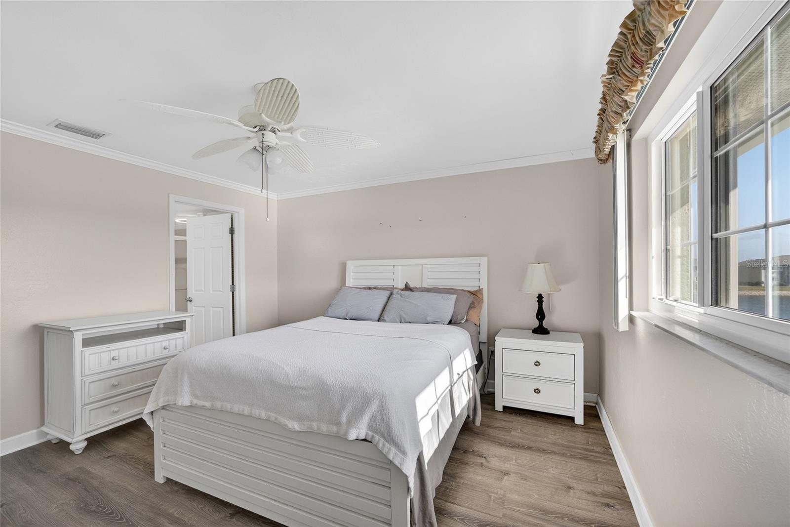 Image 15 of 30 For 3310 Loveland Boulevard 1907