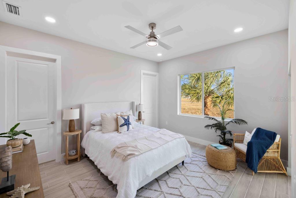 Image 20 of 45 For 38 Lark Drive