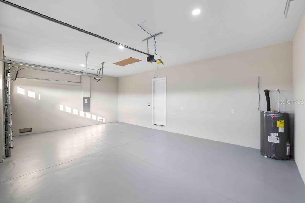 Image 41 of 45 For 38 Lark Drive