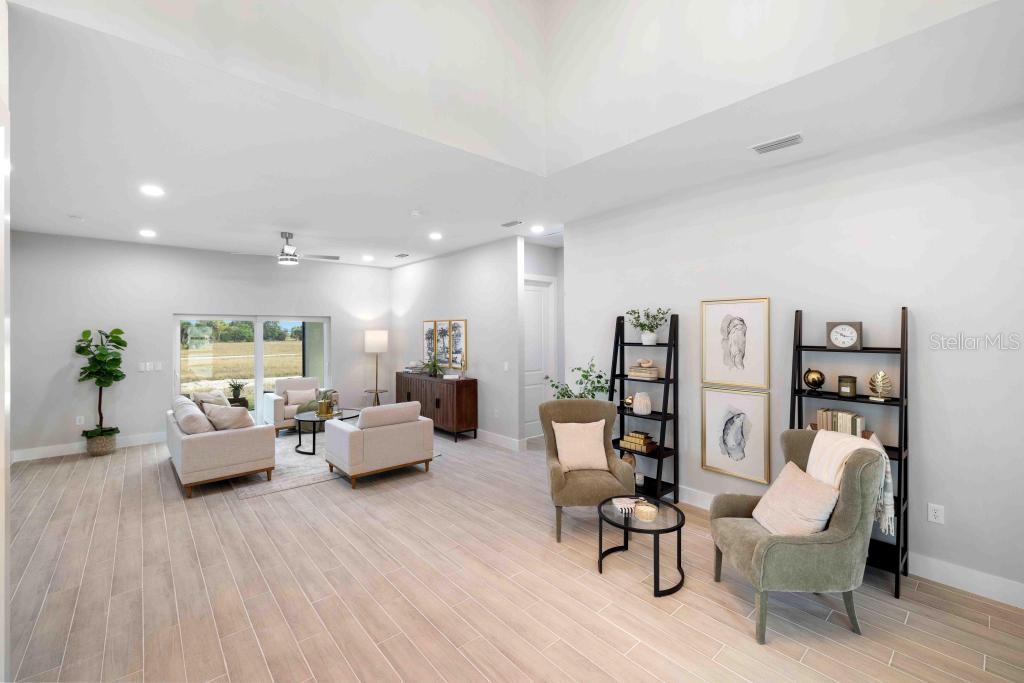 Image 5 of 45 For 38 Lark Drive