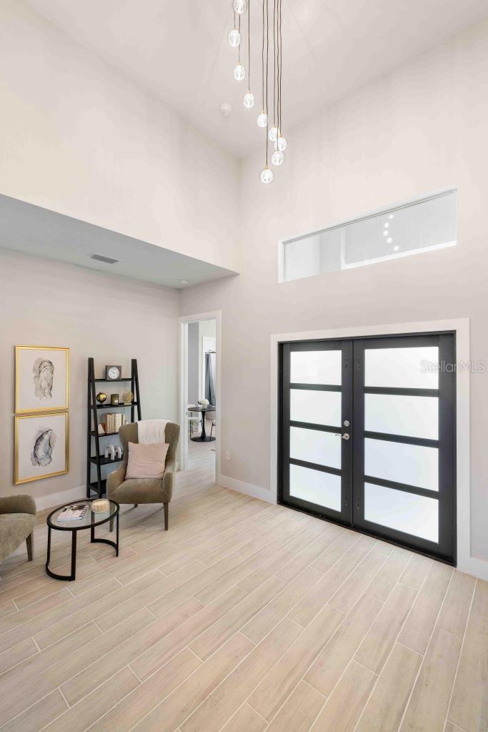 Image 7 of 45 For 38 Lark Drive