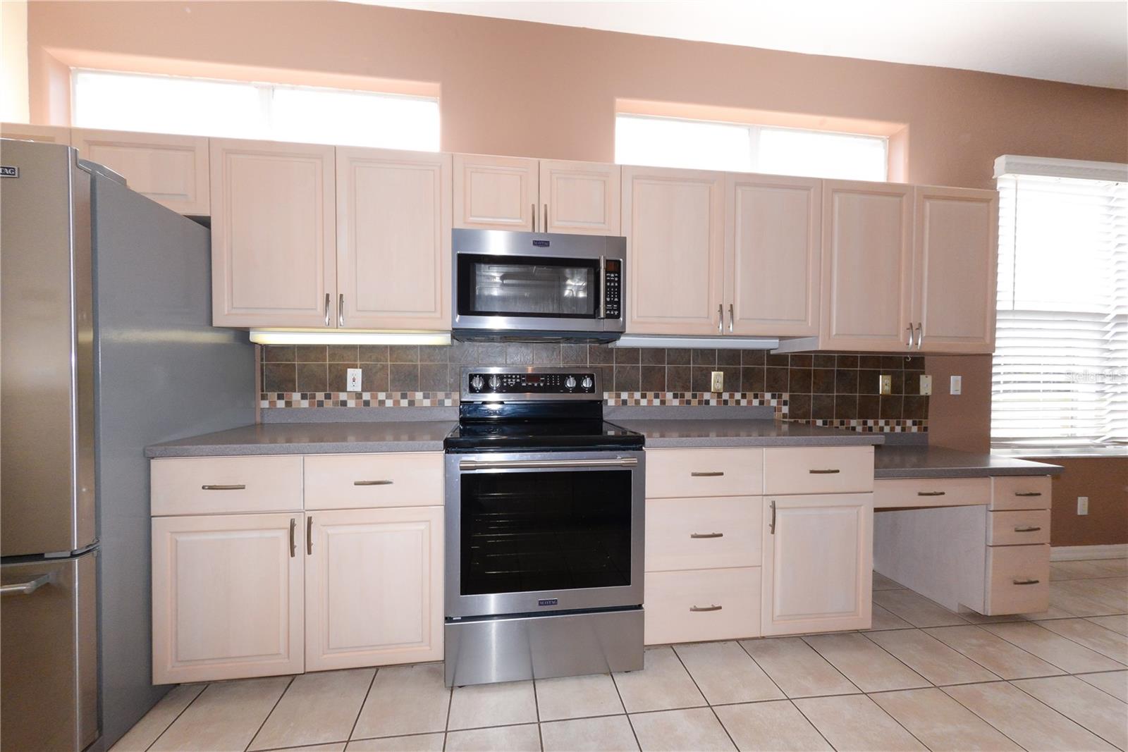 Image 16 of 42 For 10263 Shadow Run Court