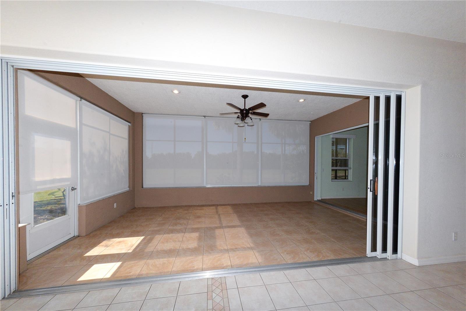 Image 18 of 42 For 10263 Shadow Run Court