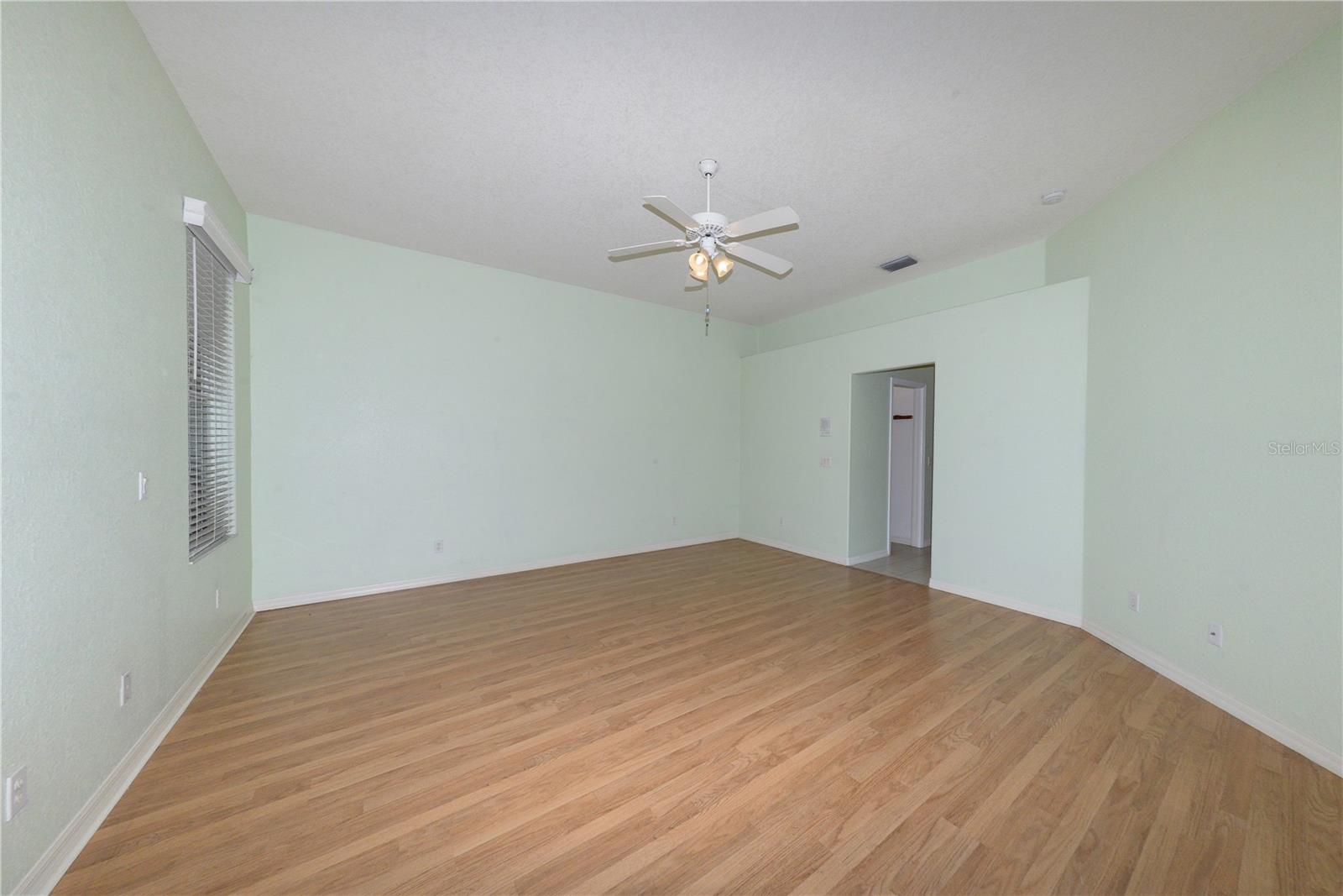 Image 22 of 42 For 10263 Shadow Run Court