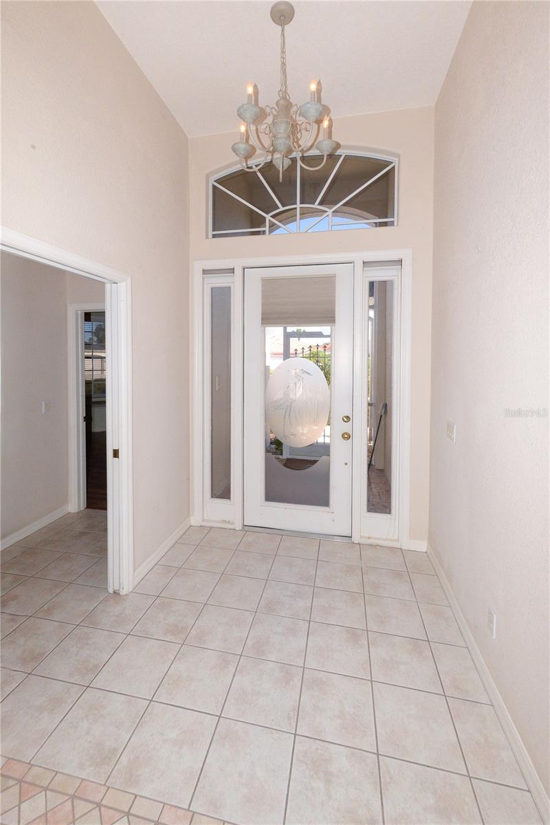 Image 4 of 42 For 10263 Shadow Run Court