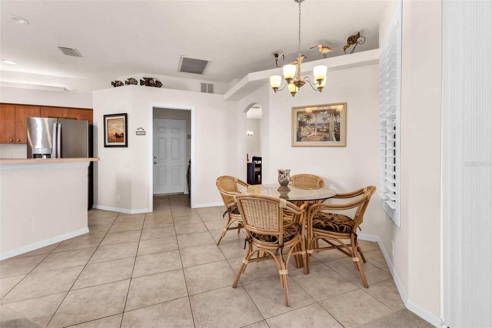 Image 14 of 41 For 2998 Royal Palm Dr