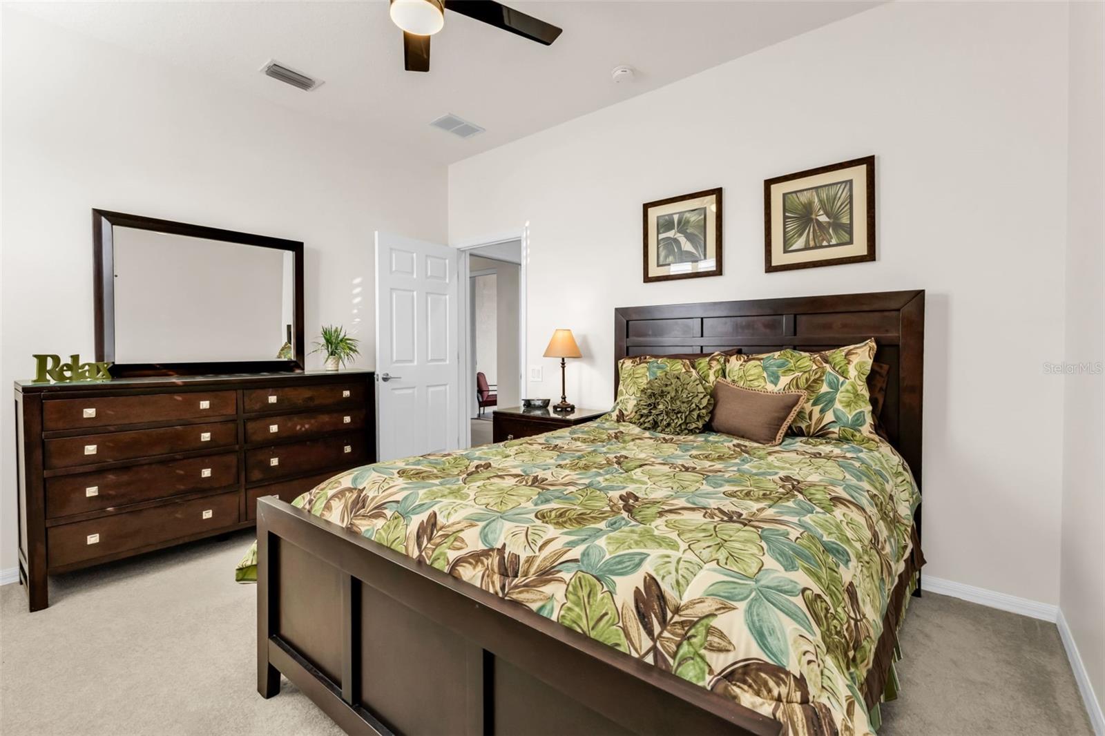 Image 26 of 41 For 2998 Royal Palm Dr