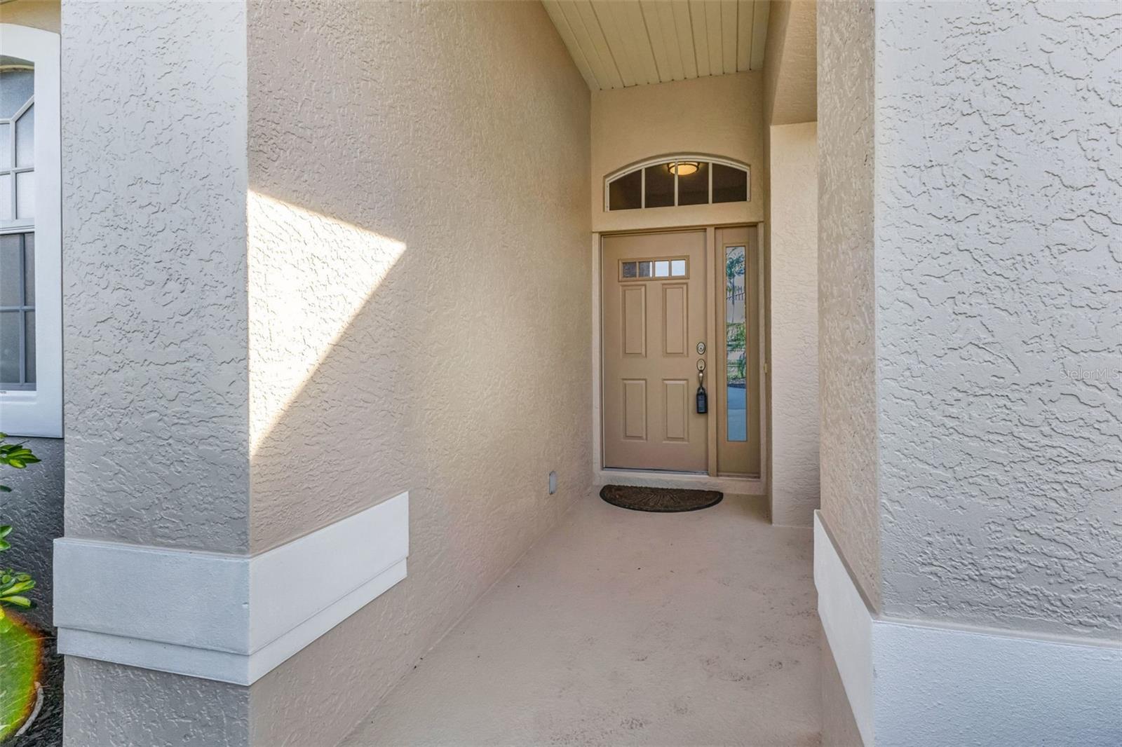 Image 3 of 41 For 2998 Royal Palm Dr