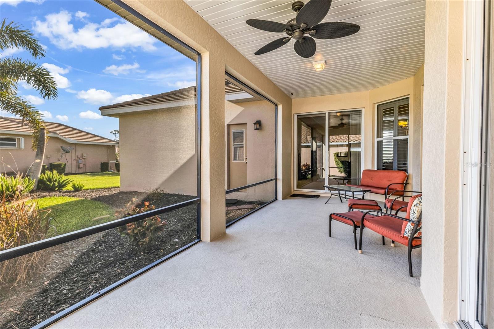 Image 31 of 41 For 2998 Royal Palm Dr