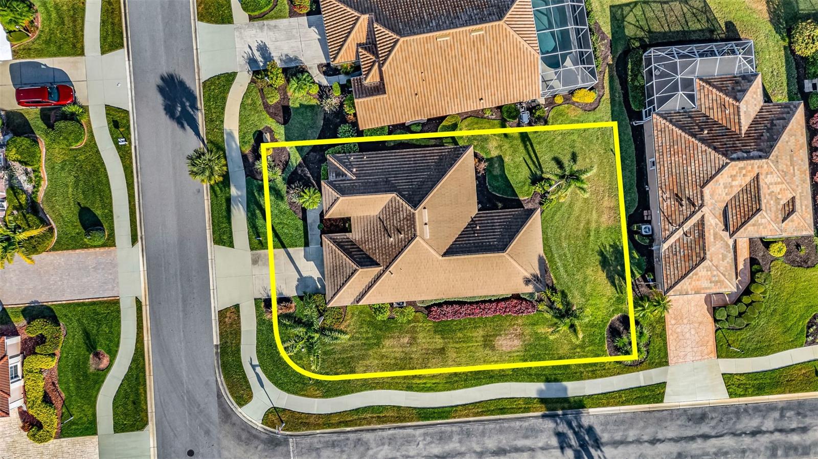 Image 37 of 41 For 2998 Royal Palm Dr