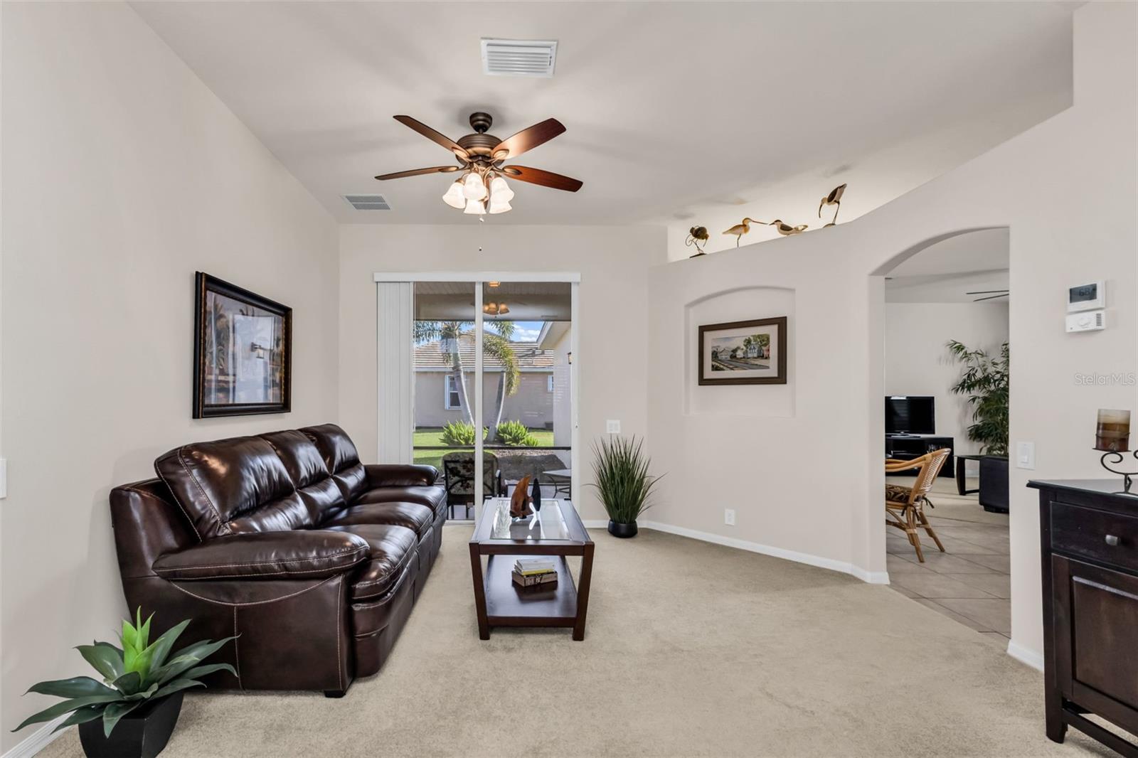 Image 7 of 41 For 2998 Royal Palm Dr