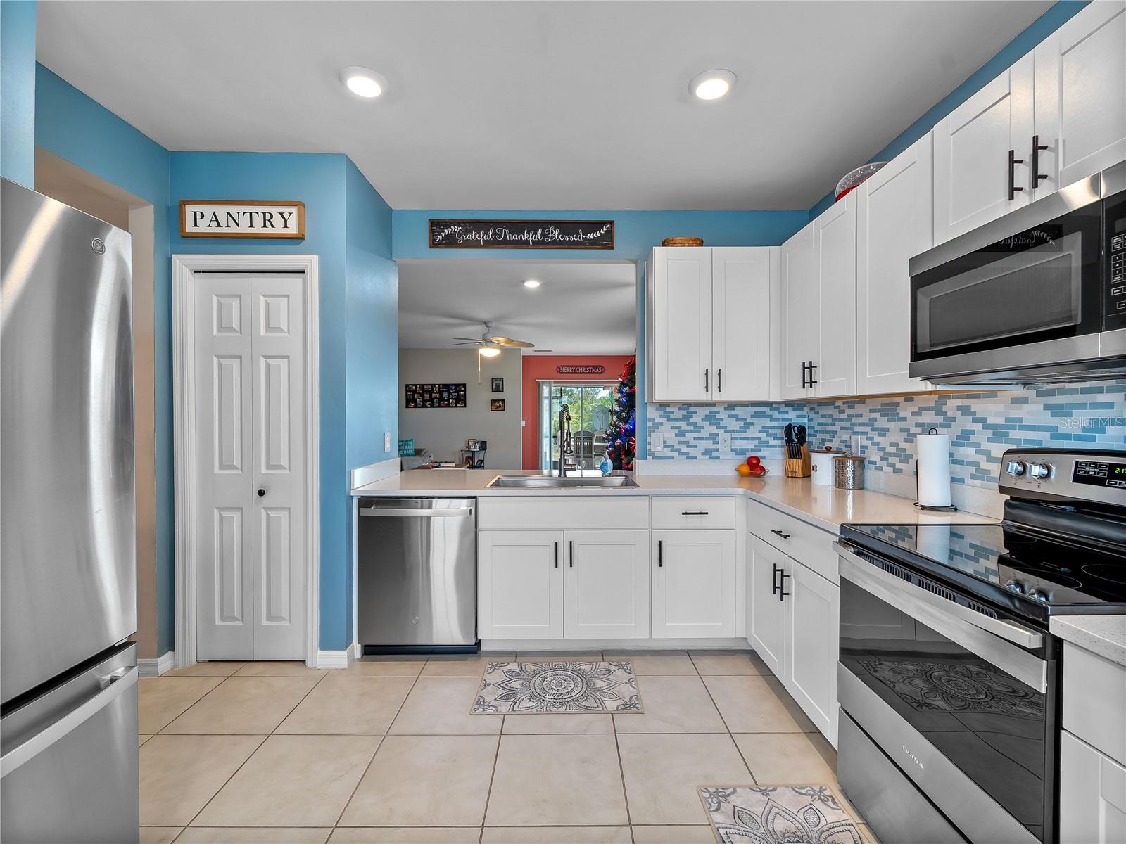 Image 10 of 59 For 5301 Shell Mound Circle