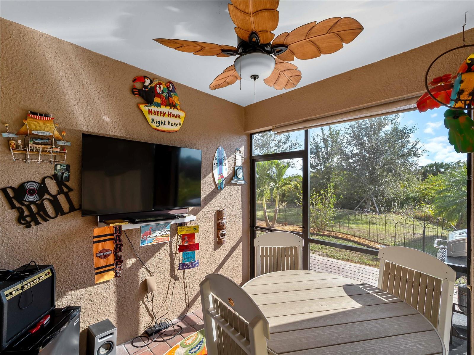 Image 15 of 59 For 5301 Shell Mound Circle