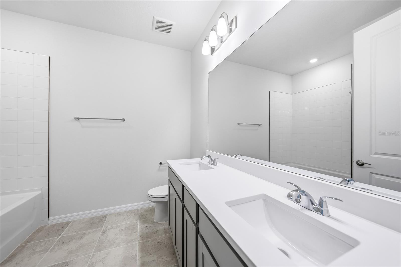 Image 16 of 25 For 13455 Turnleaf Boulevard