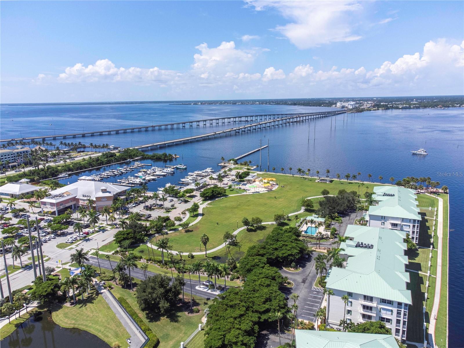 Image 43 of 46 For 165 Small Street Se