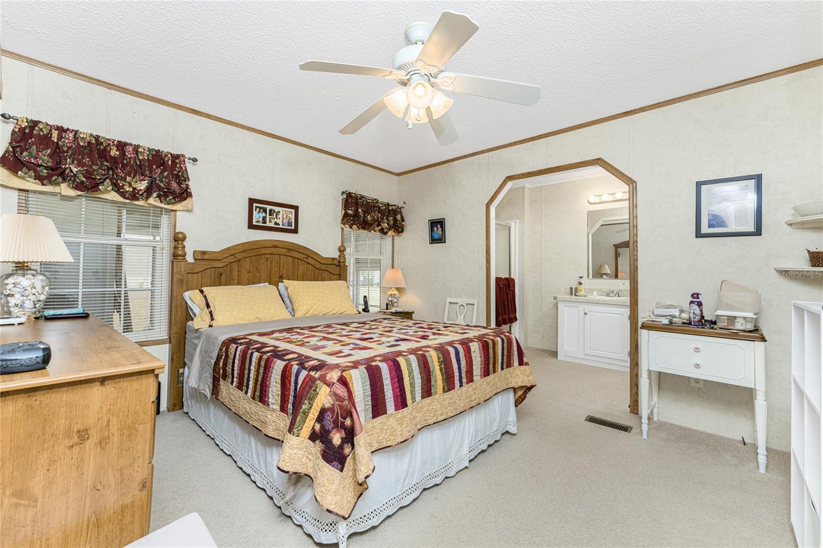 Image 15 of 40 For 7348 Swinton Ave