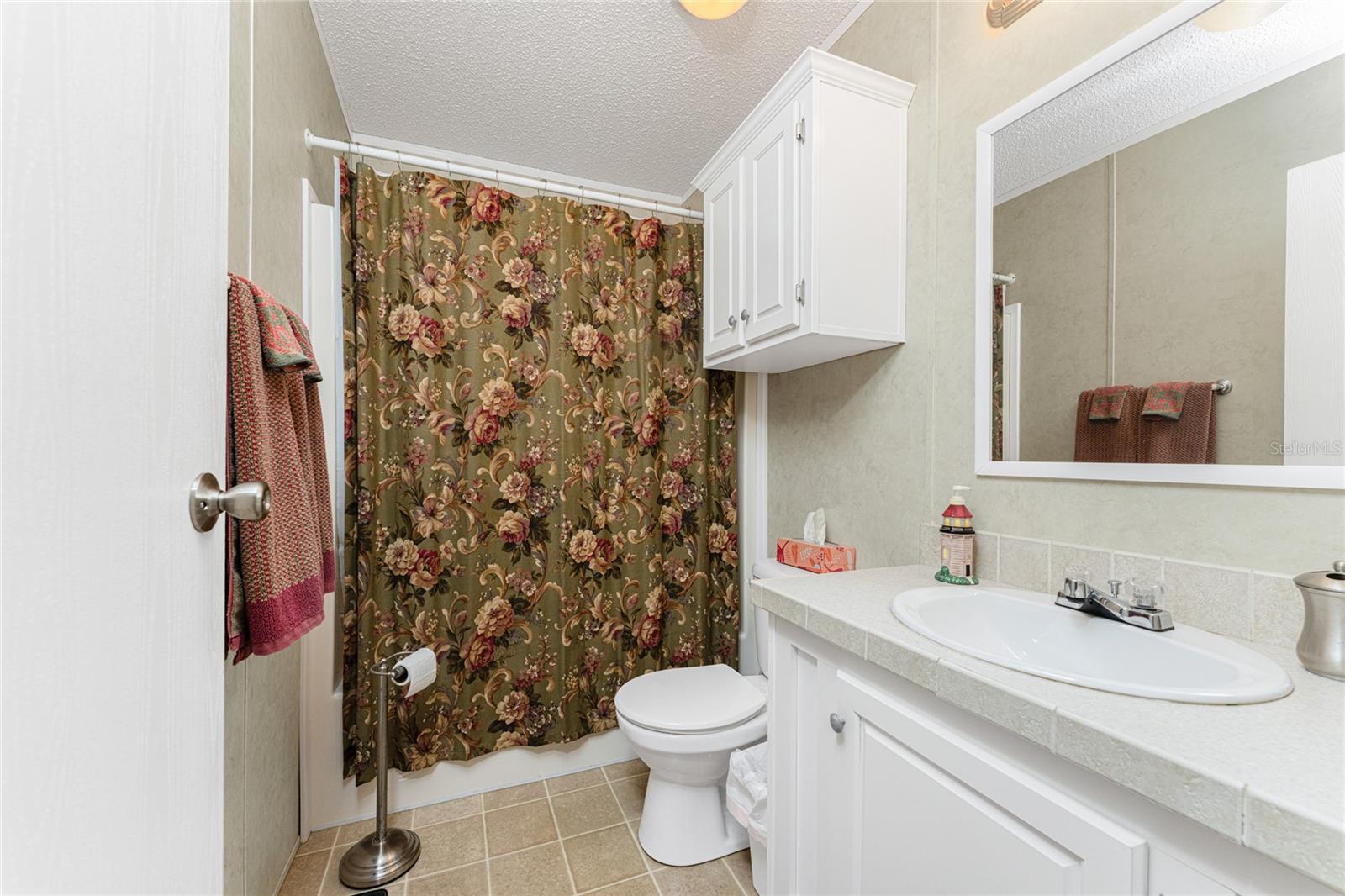 Image 20 of 40 For 7348 Swinton Ave