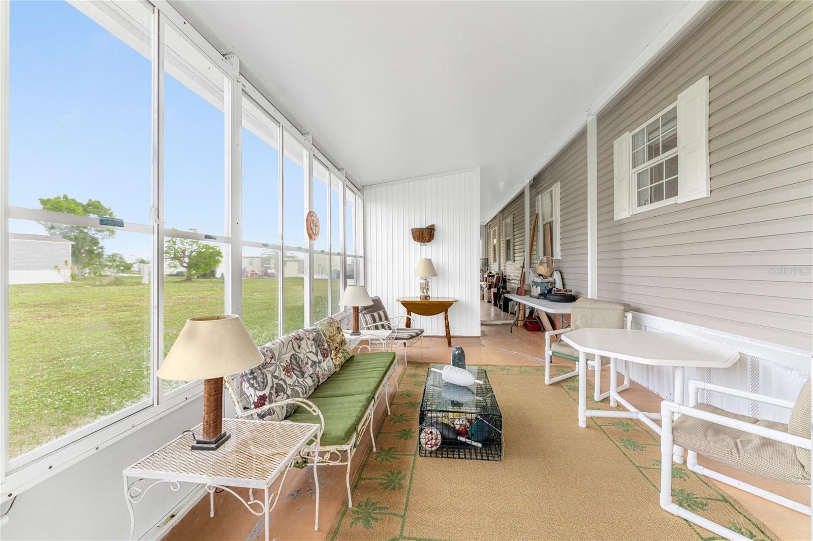 Image 5 of 40 For 7348 Swinton Ave