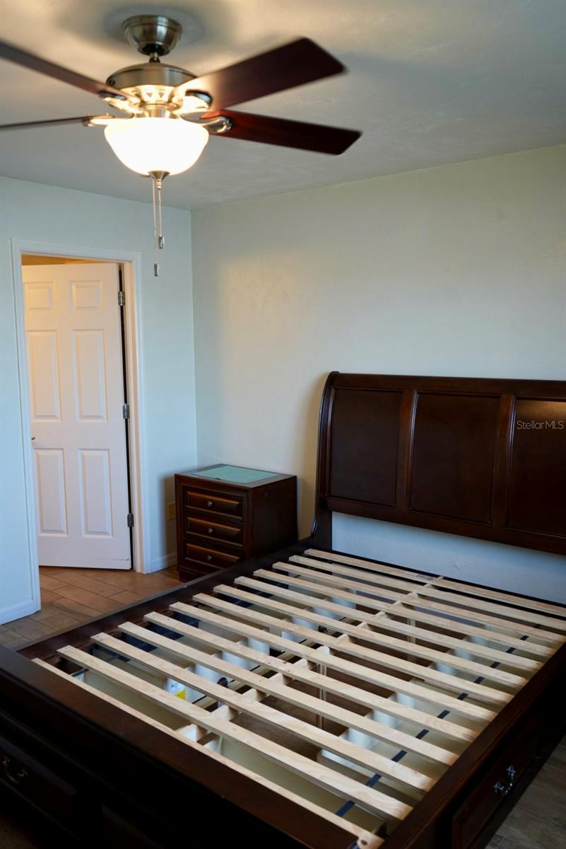 Image 14 of 42 For 3310 Loveland Boulevard 503