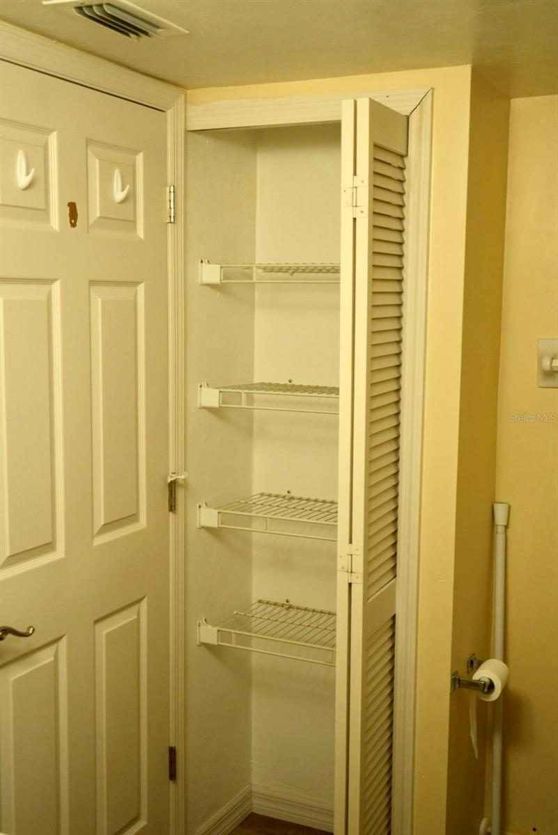 Image 20 of 42 For 3310 Loveland Boulevard 503