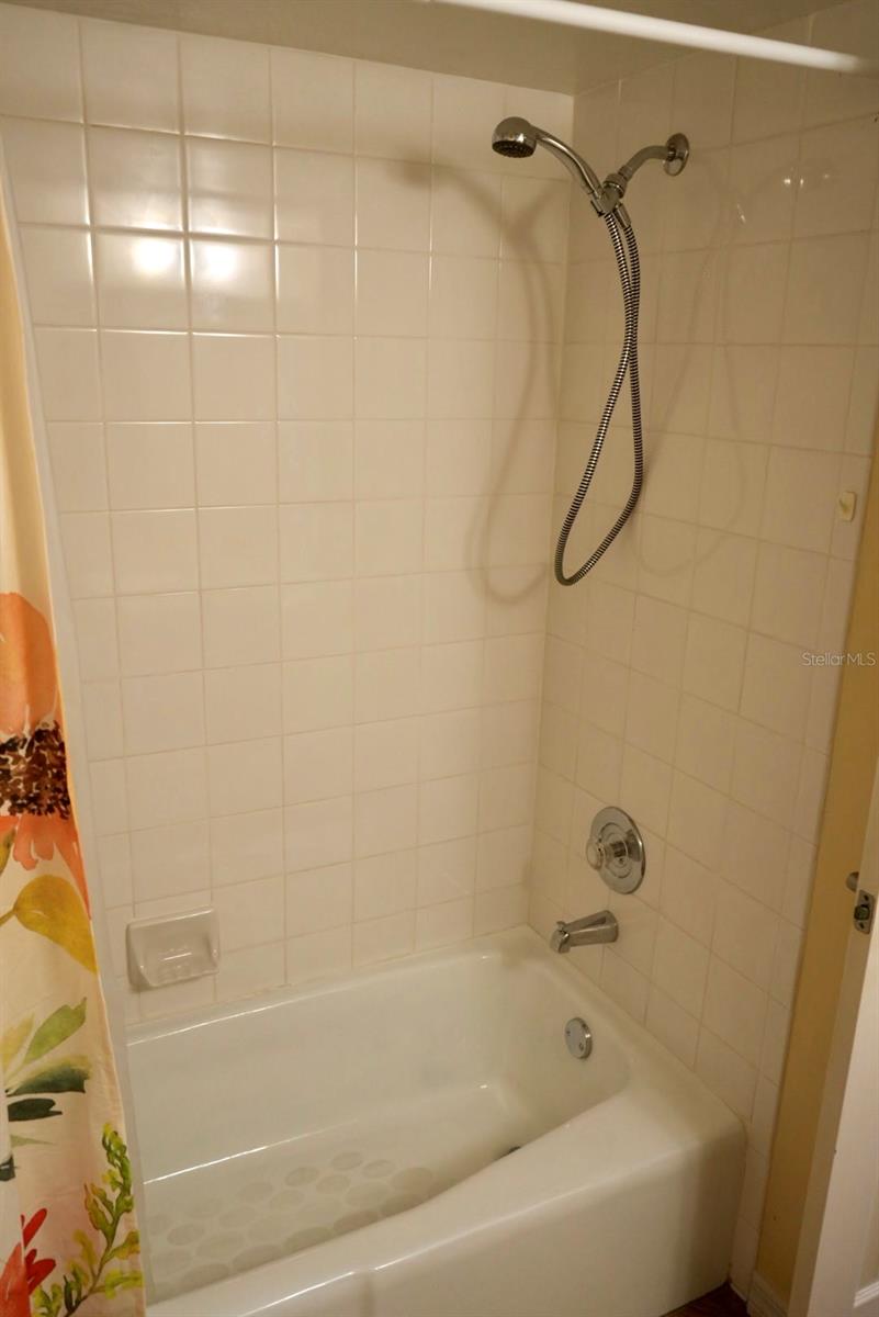 Image 24 of 42 For 3310 Loveland Boulevard 503