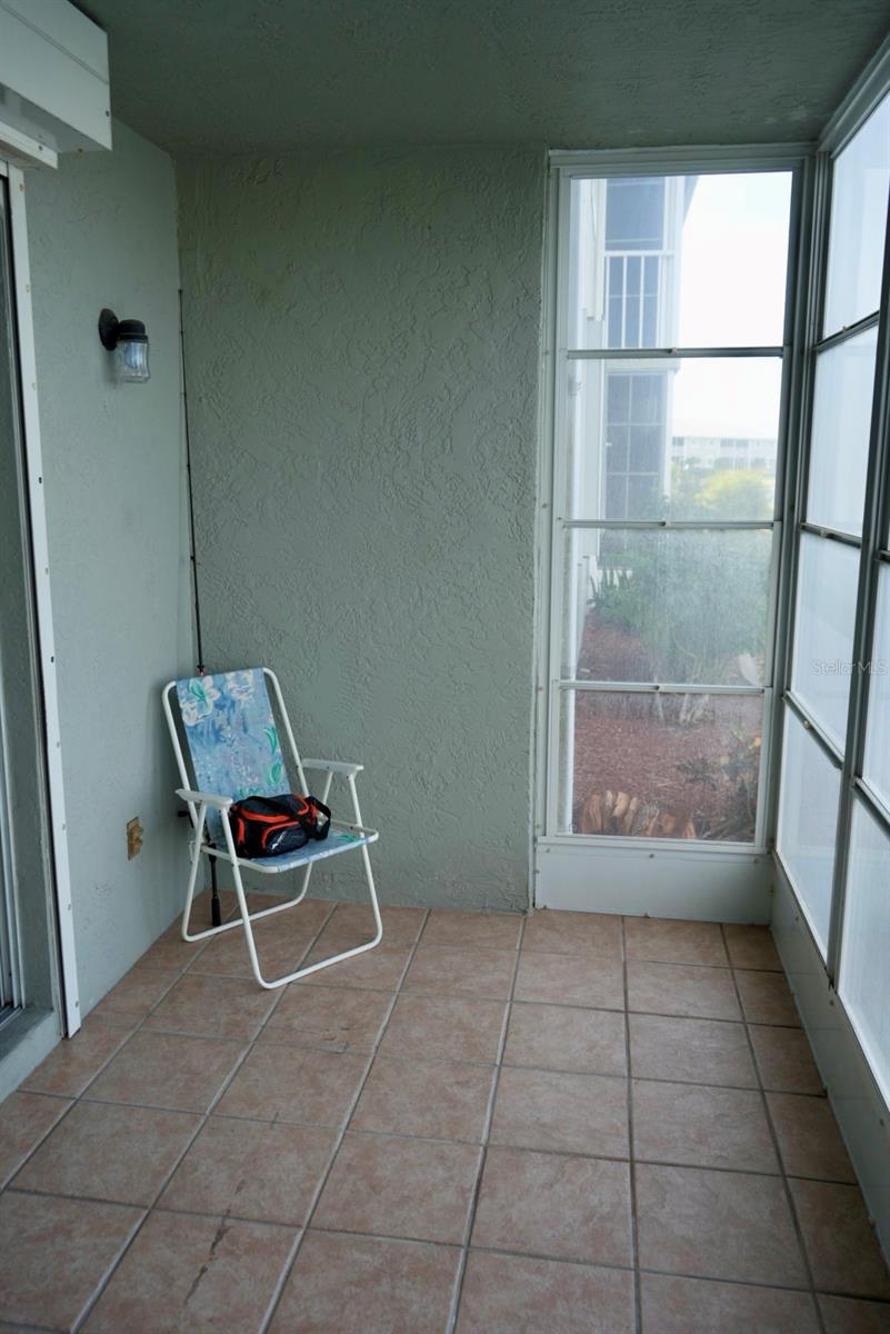 Image 29 of 42 For 3310 Loveland Boulevard 503