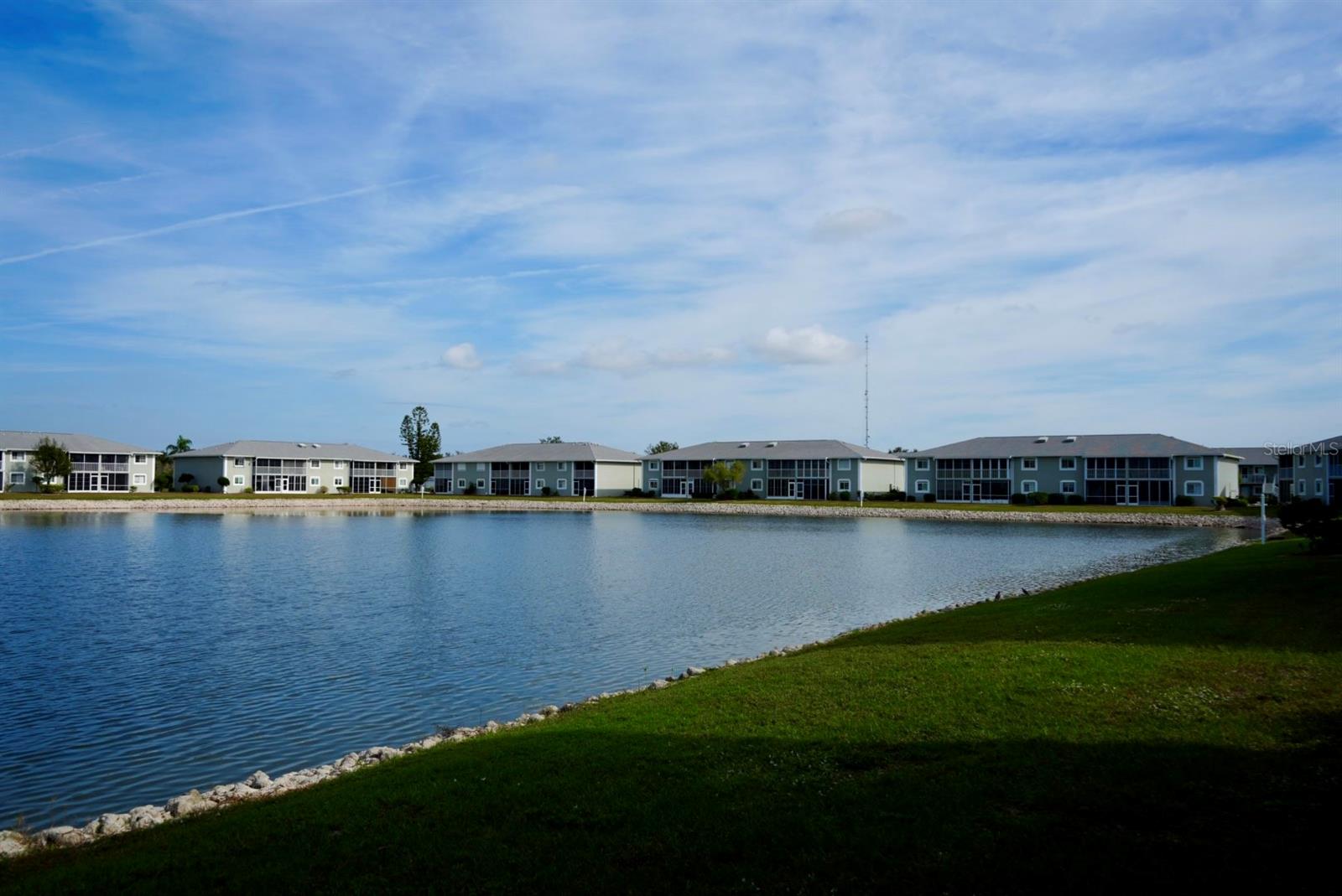 Image 34 of 42 For 3310 Loveland Boulevard 503