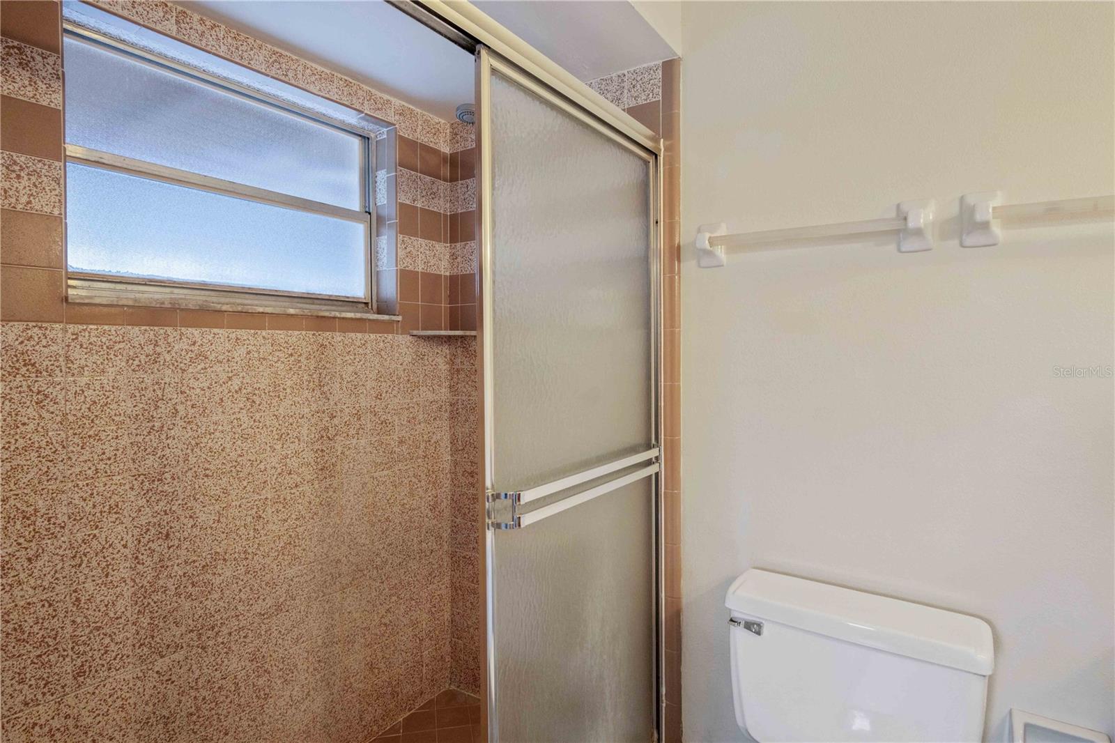 Image 43 of 63 For 1432 Mediterranean Drive 2b