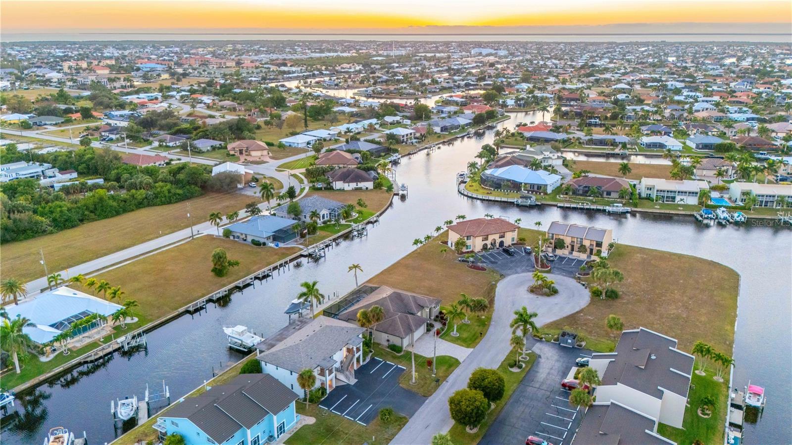 Image 51 of 63 For 1432 Mediterranean Drive 2b