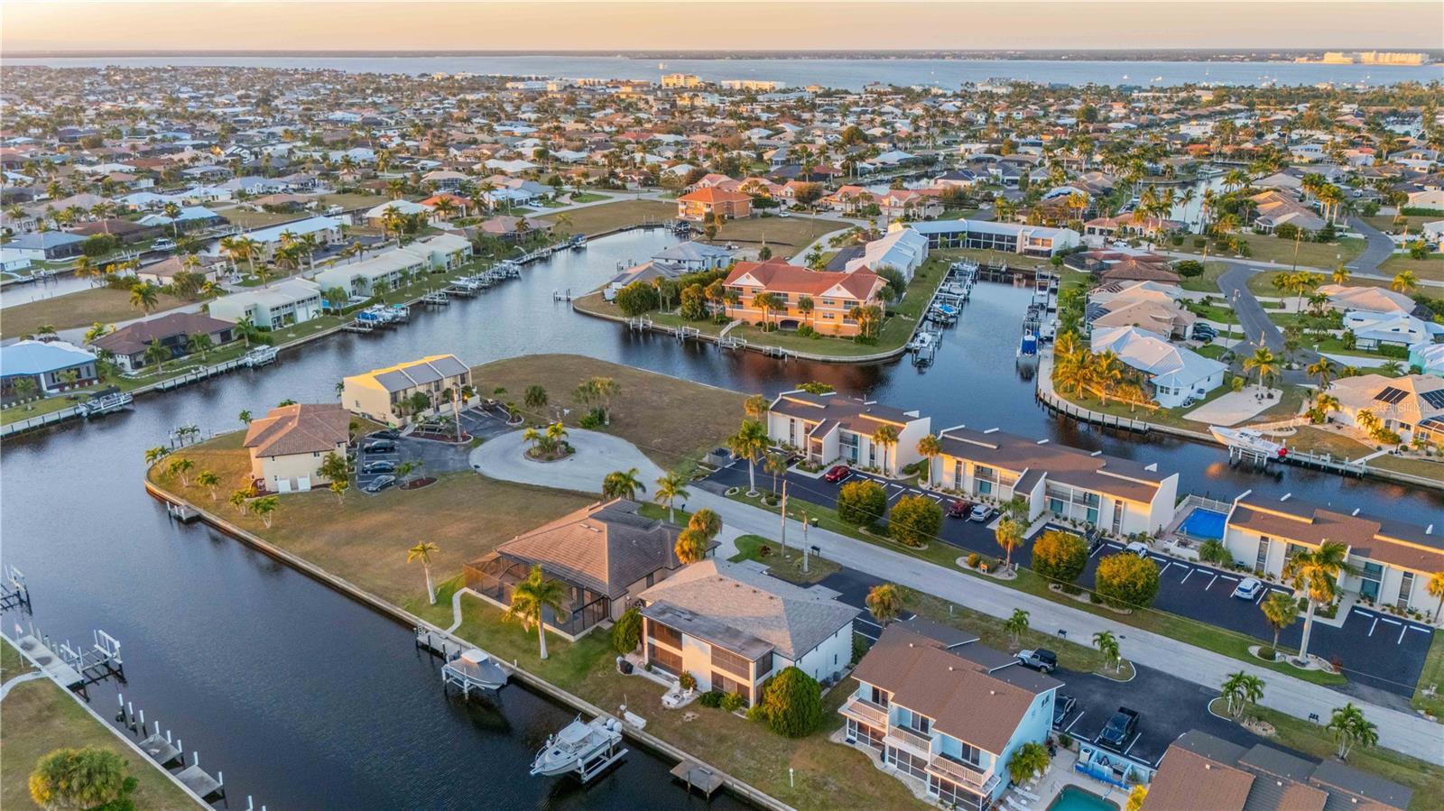 Image 60 of 63 For 1432 Mediterranean Drive 2b