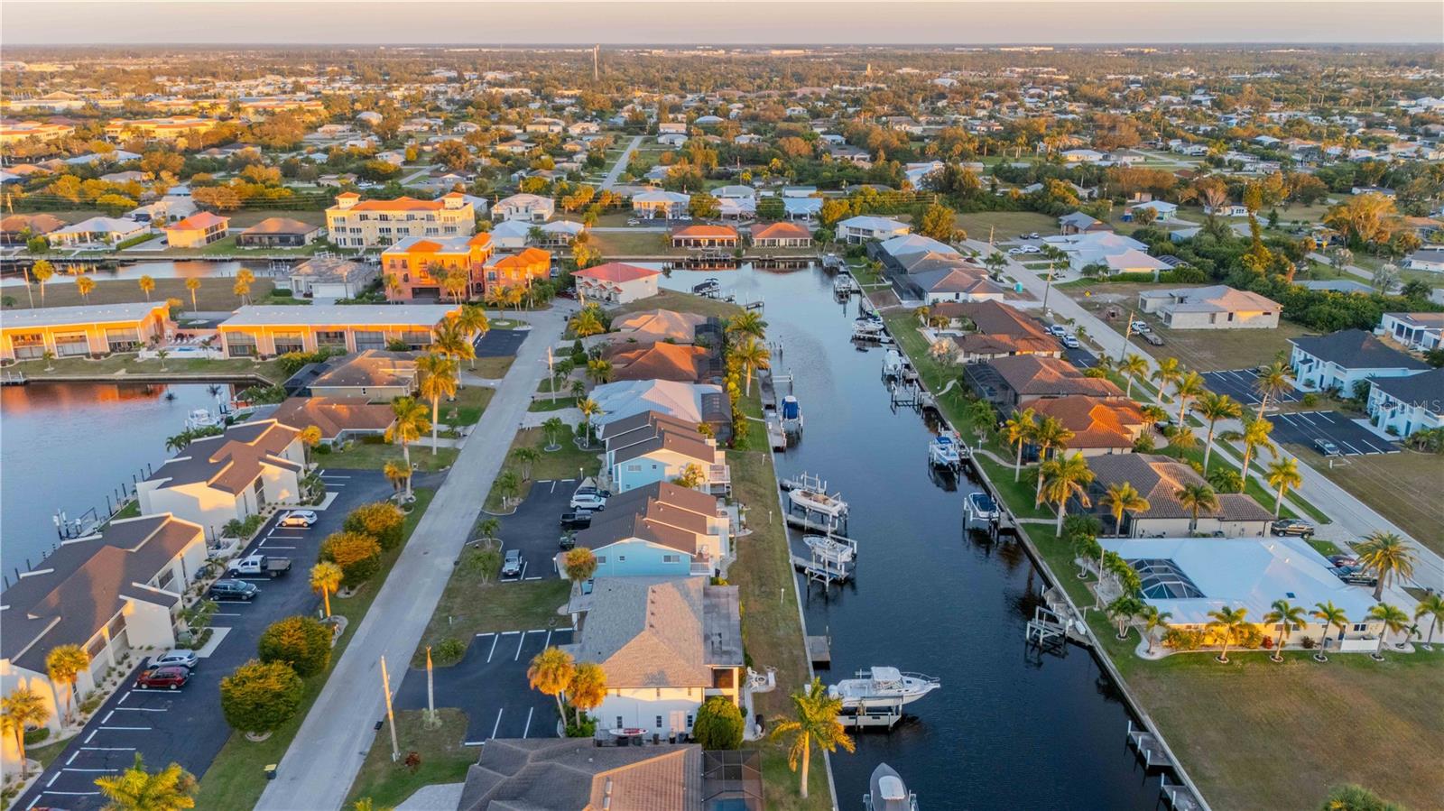 Image 9 of 63 For 1432 Mediterranean Drive 2b