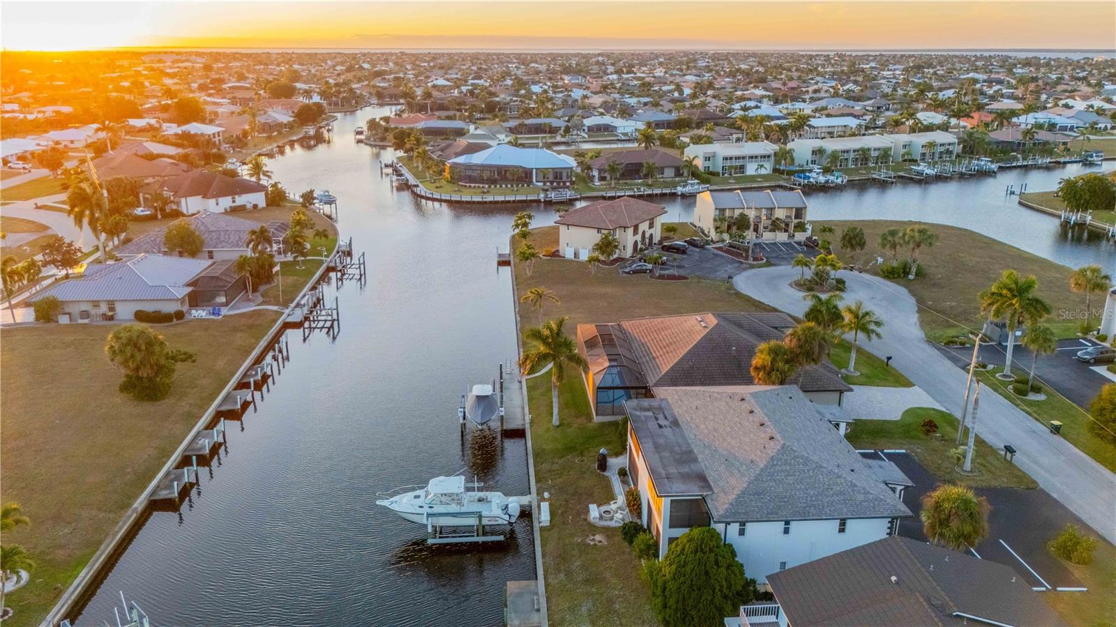 Details for 1432 Mediterranean Drive 1b, PUNTA GORDA, FL 33950