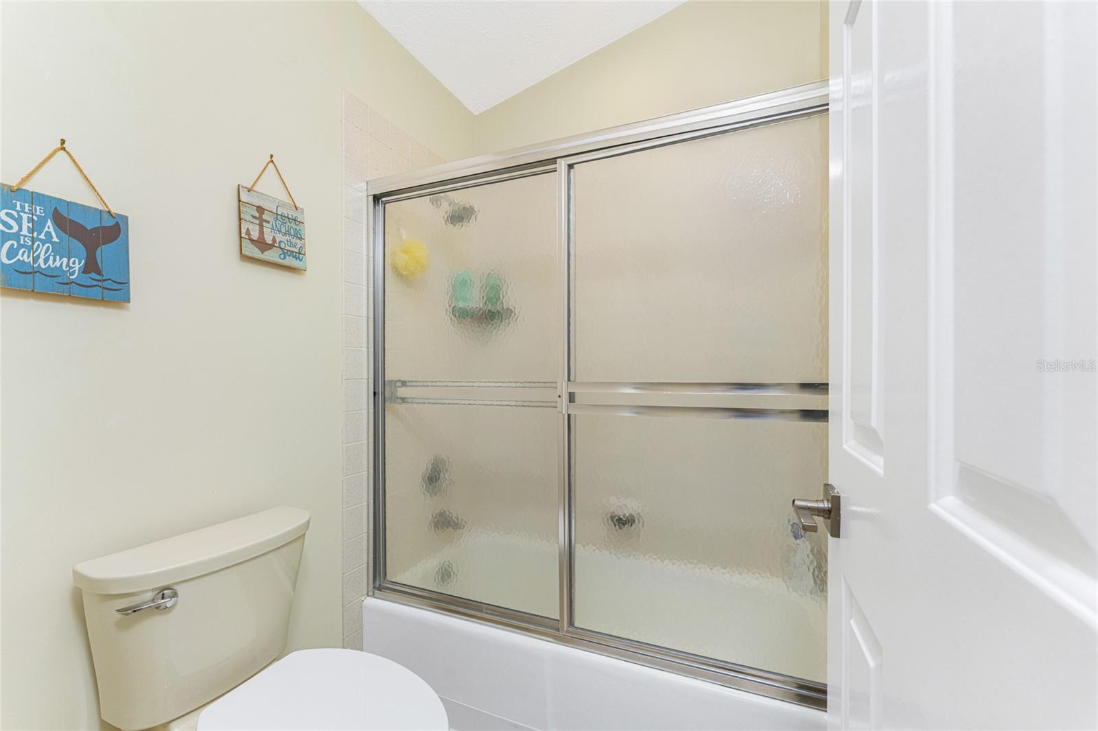 Image 26 of 56 For 25188 Marion Ave 1006