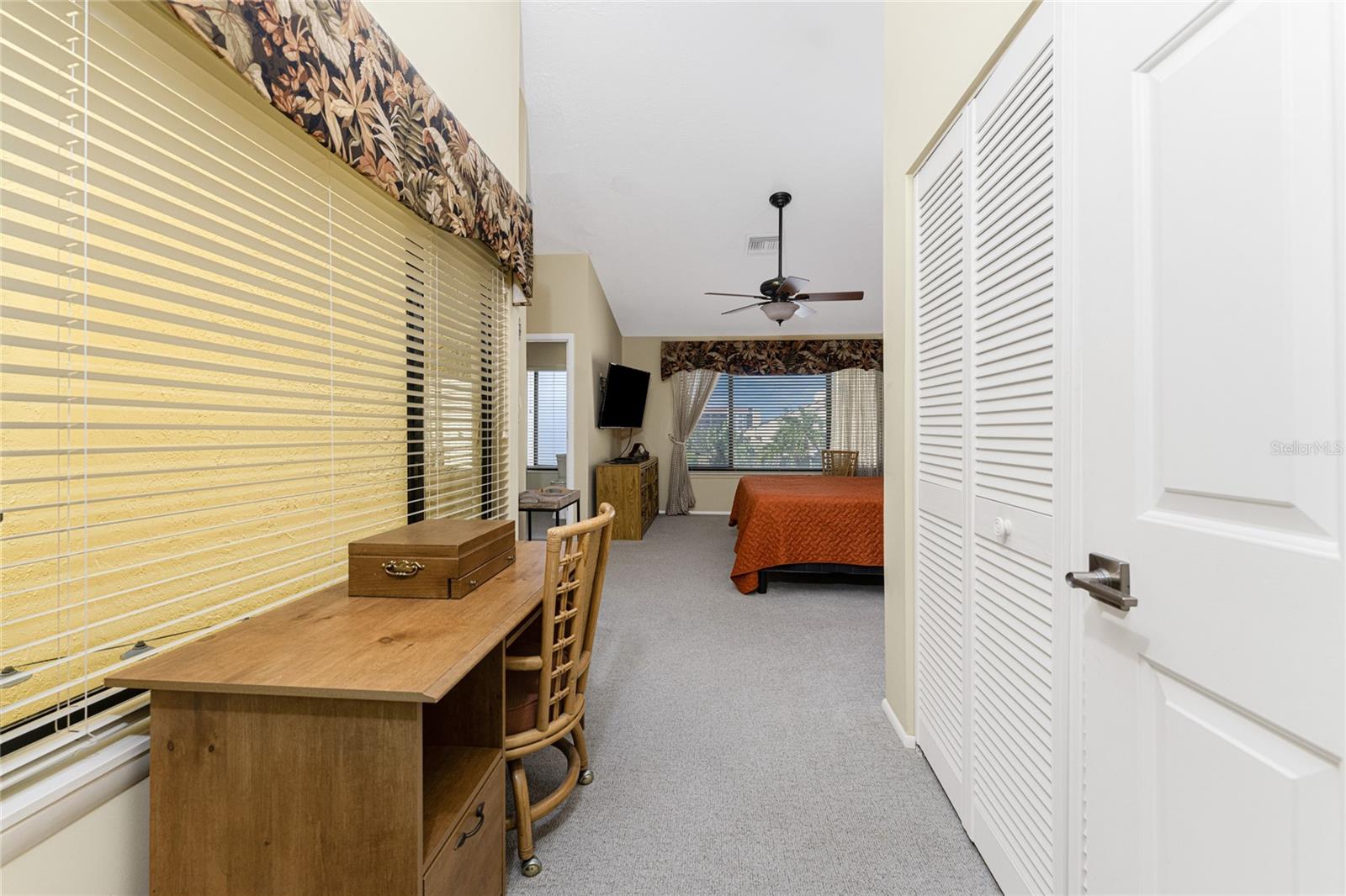 Image 28 of 56 For 25188 Marion Ave 1006