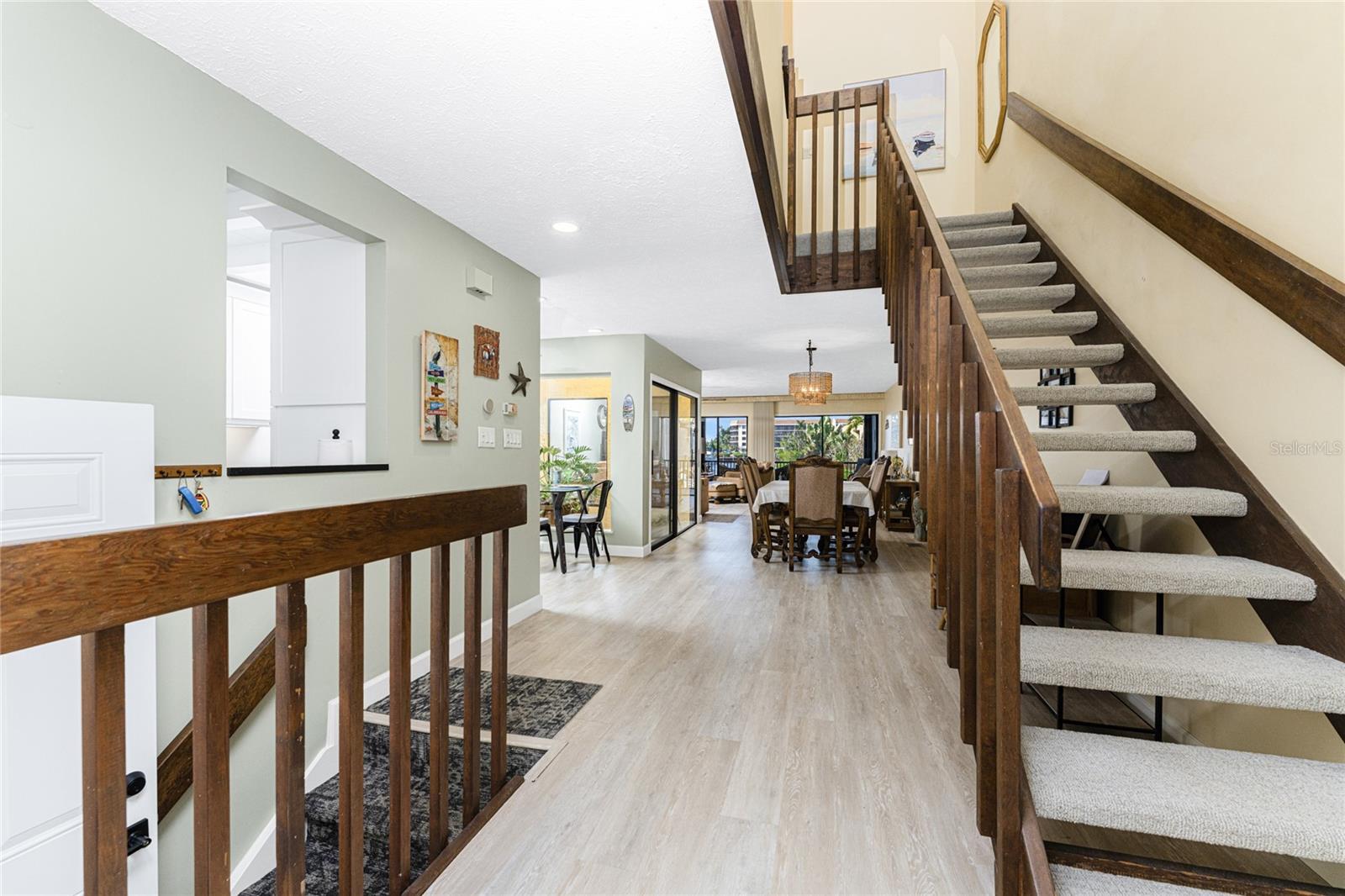 Image 5 of 56 For 25188 Marion Ave 1006