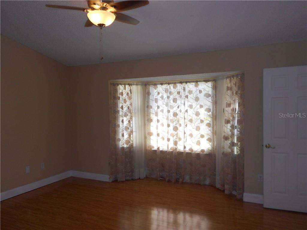 Image 18 of 32 For 3052 Collingswood Boulevard