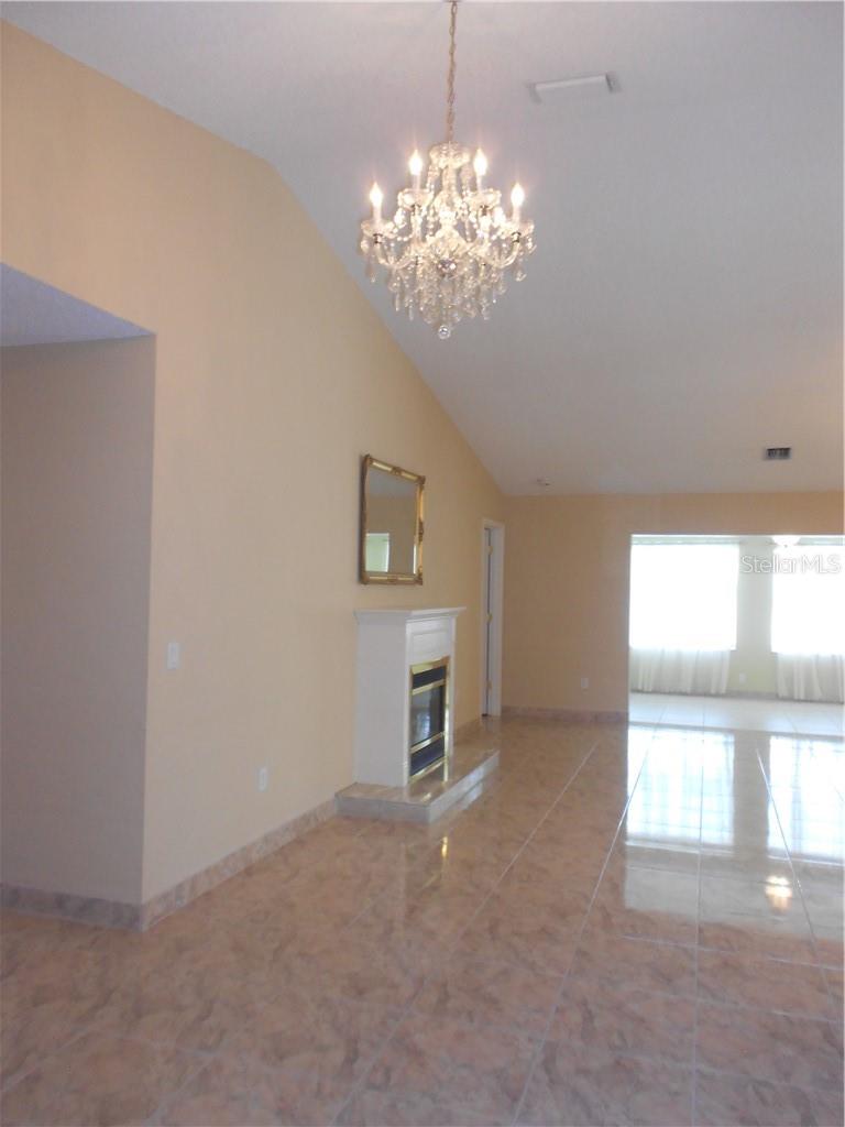 Image 2 of 32 For 3052 Collingswood Boulevard