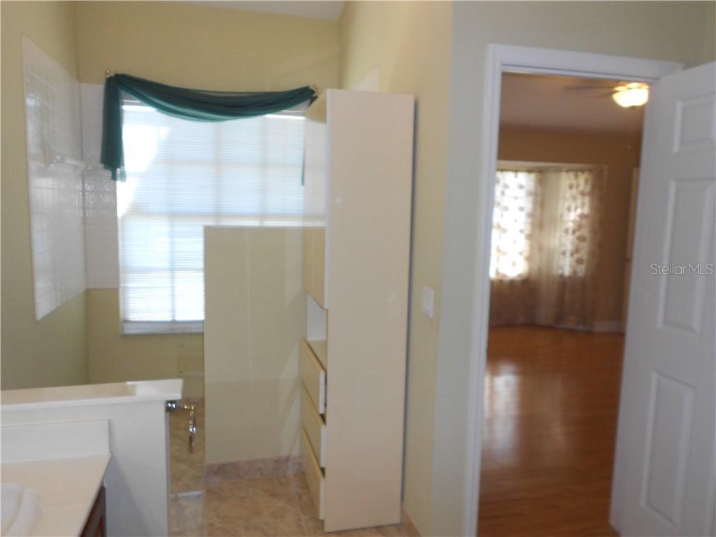 Image 21 of 32 For 3052 Collingswood Boulevard