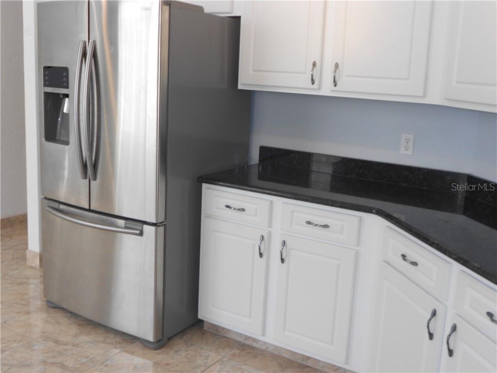 Image 30 of 32 For 3052 Collingswood Boulevard