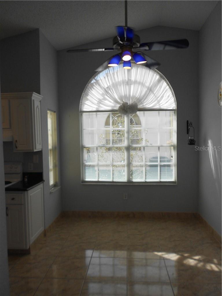 Image 5 of 32 For 3052 Collingswood Boulevard