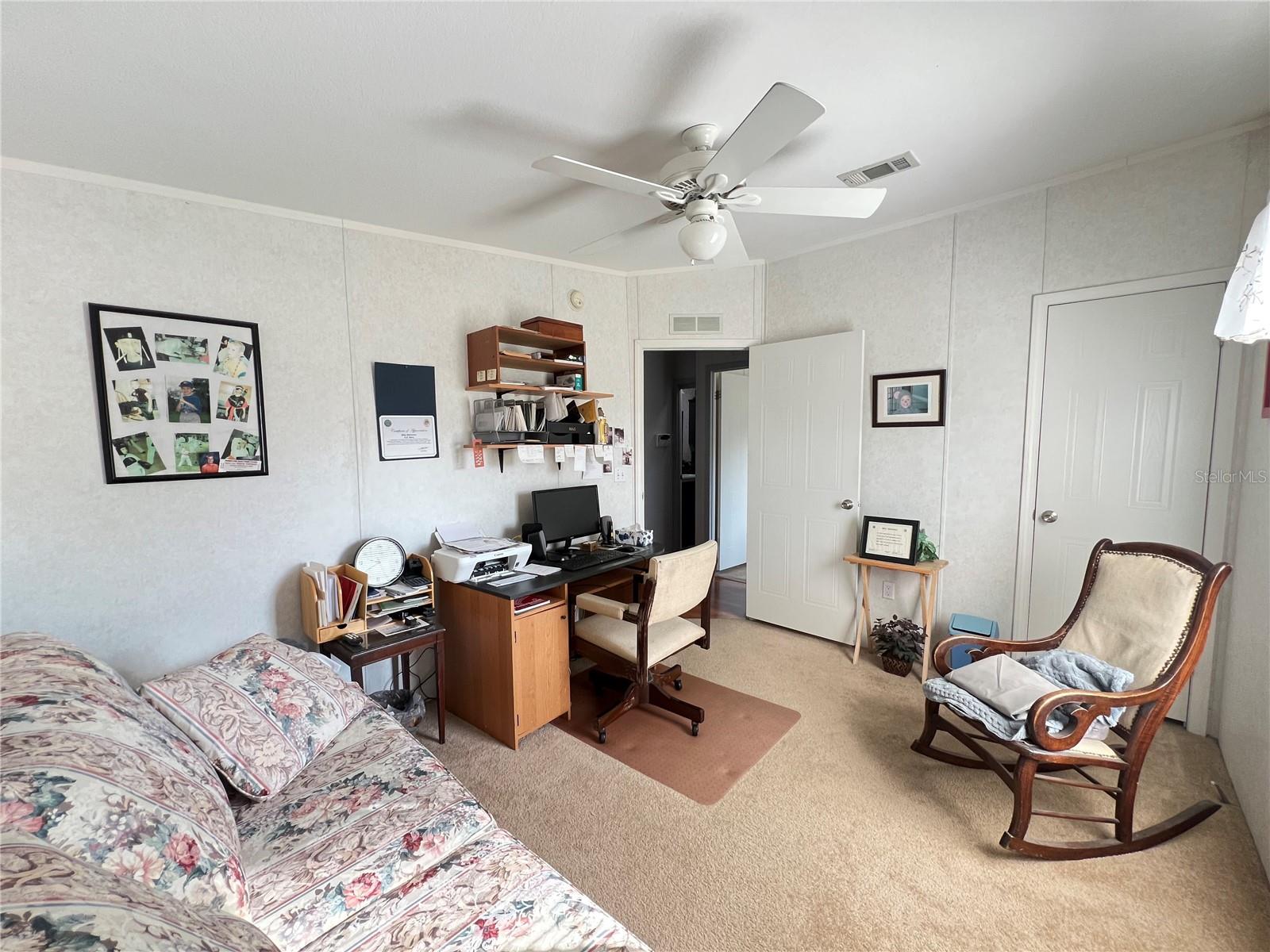 Image 20 of 56 For 10100 Burnt Store Road 27